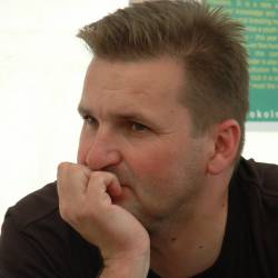 Piotr Adamiak - dzielnie walczył na Polskim stoisku z wszelkimi językami świata